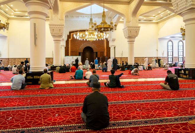 Pilgrims paying respects at the Mosque of the Chief of the Martyrs