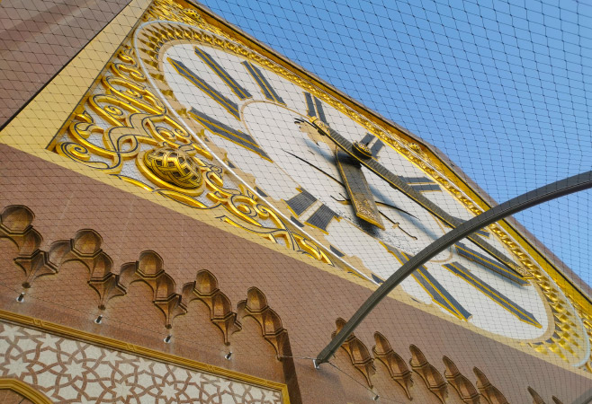 Close-up perspective of the world’s fourth-tallest building, the Mecca Clock Tower