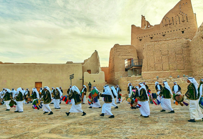Choosing good weather for your Riyadh visit lets you enjoy more outdoor activities across the city.