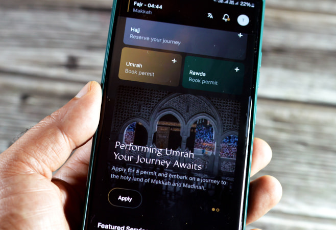 The Qiwa App helps users access labor, visa, and contract services online in Saudi Arabia